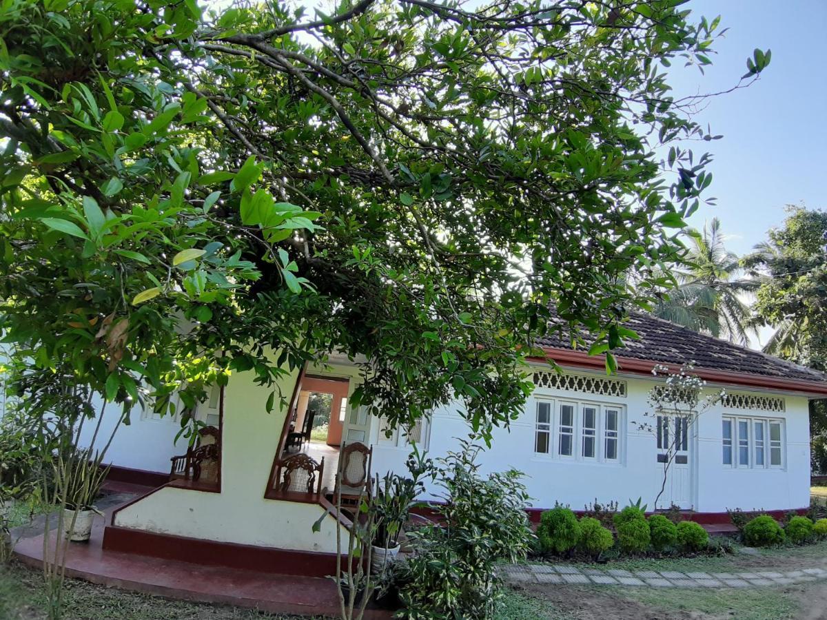 Glorious Villa Tangalle Exterior photo